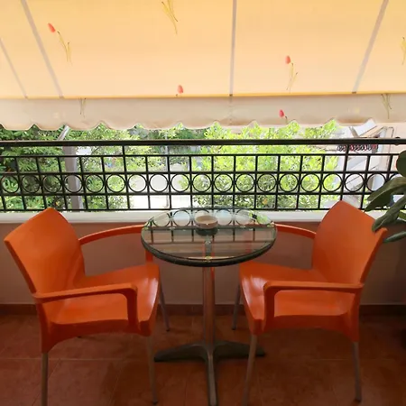 Ortus Hotell 2*